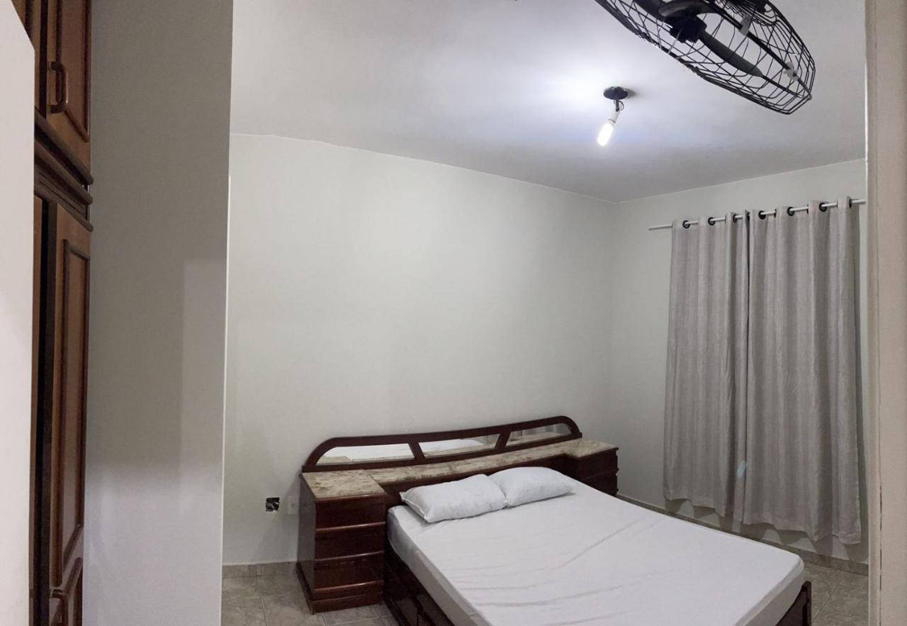 Apartamento A 200M Da Praia Do Morro Com Wifi グアラパリー エクステリア 写真